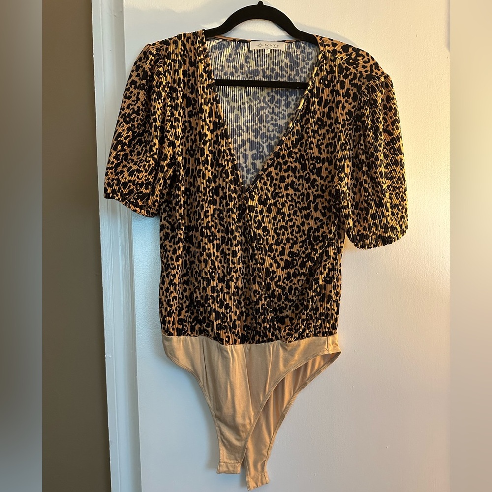 WAYF leopard top/bodysuit